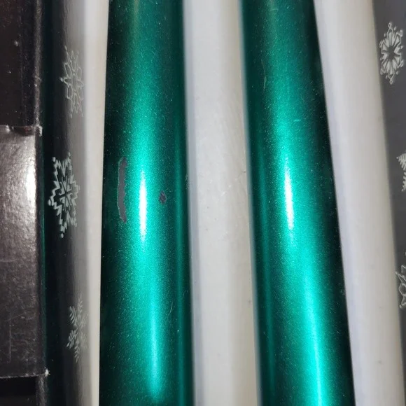 Vintage Robert Alan Candle Company 12" Metallic Taper Candles Red Green 4 Pairs - Picture 5 of 6